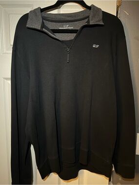 Vineyard Vines Men’s Black Quarter-Zip with Gray Inner Collar